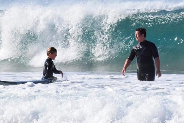 Surfing lessons - Photo 1 of 2